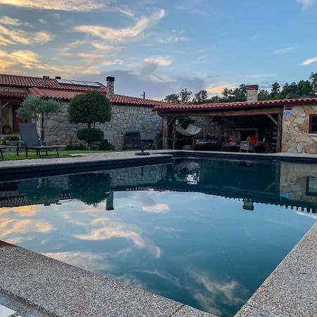 Carya Tallaya - Casas De Campo Vale das Eguas Bagian luar foto