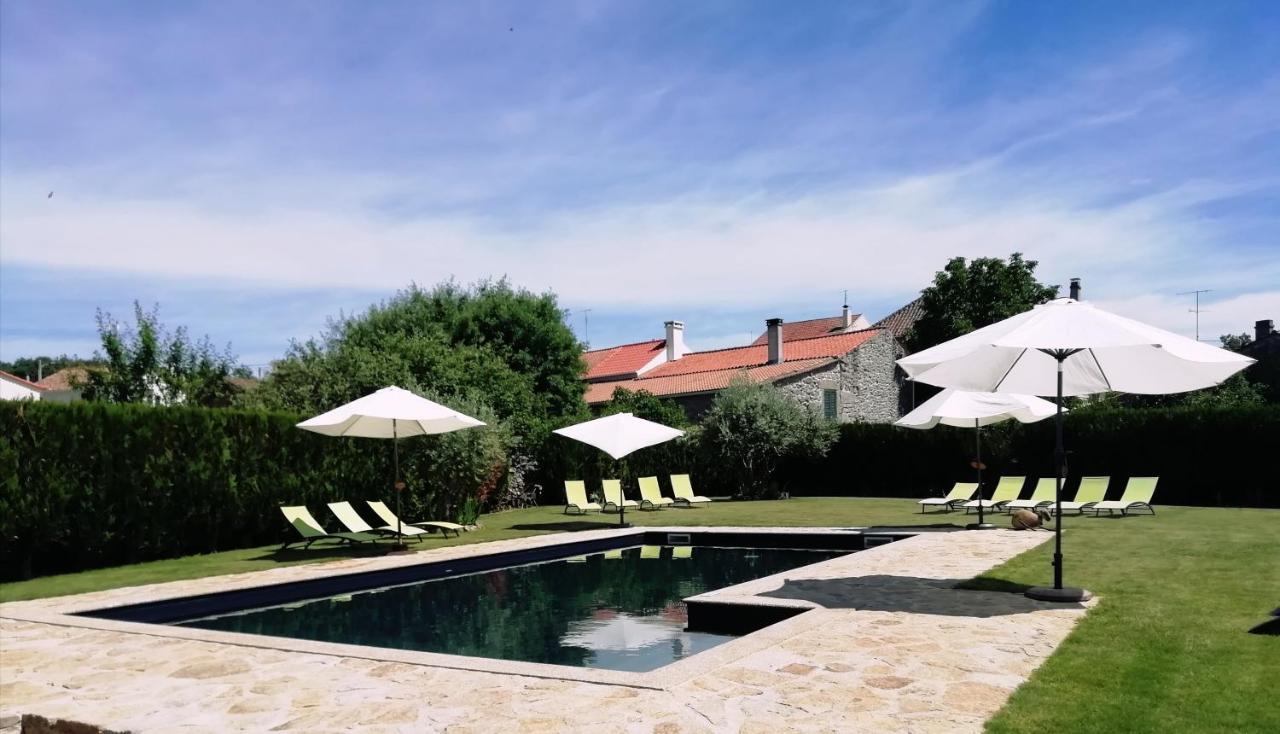 Carya Tallaya - Casas De Campo Vale das Eguas Bagian luar foto