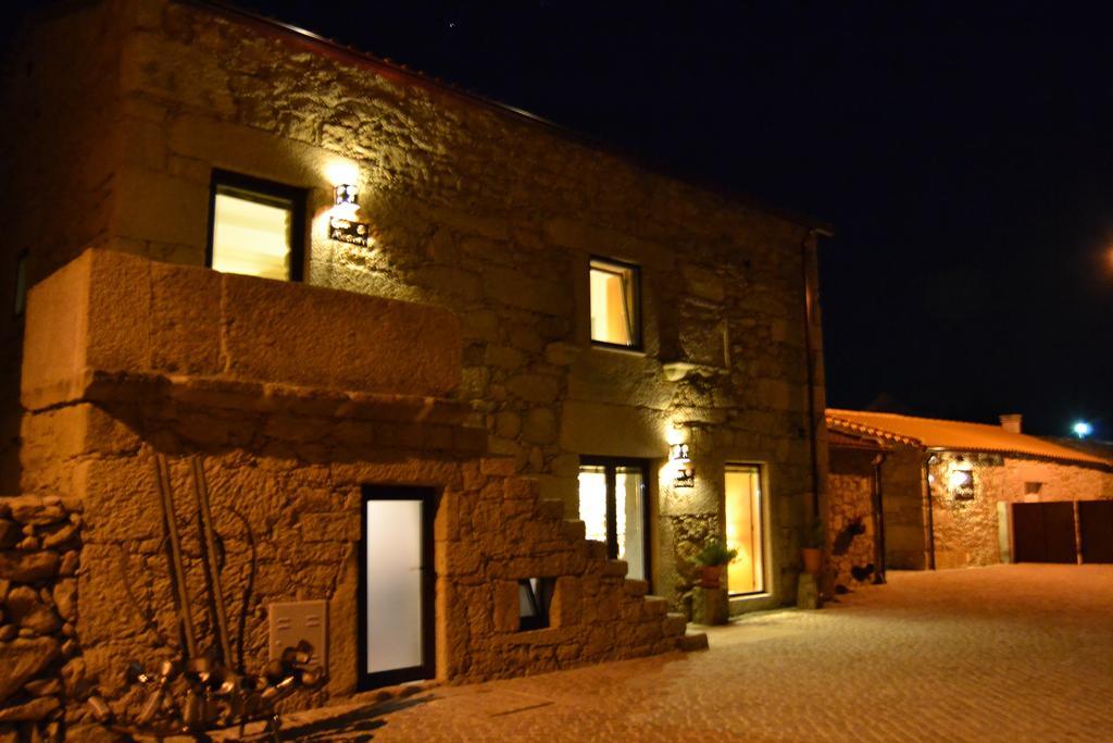 Carya Tallaya - Casas De Campo Vale das Eguas Bagian luar foto