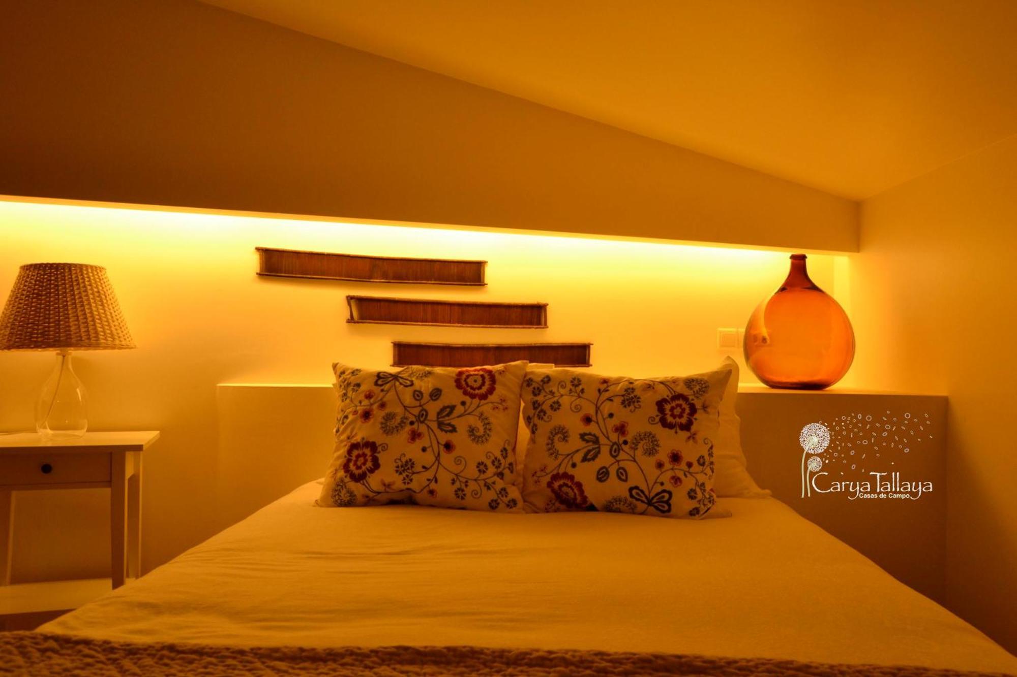 Carya Tallaya - Casas De Campo Vale das Eguas Bagian luar foto