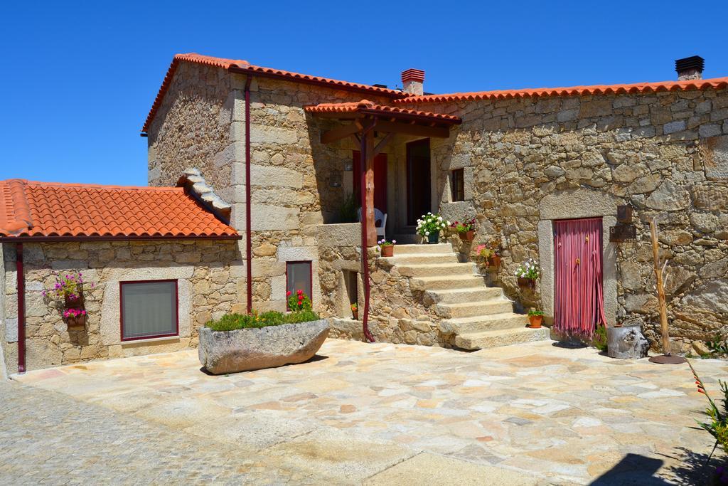 Carya Tallaya - Casas De Campo Vale das Eguas Bagian luar foto